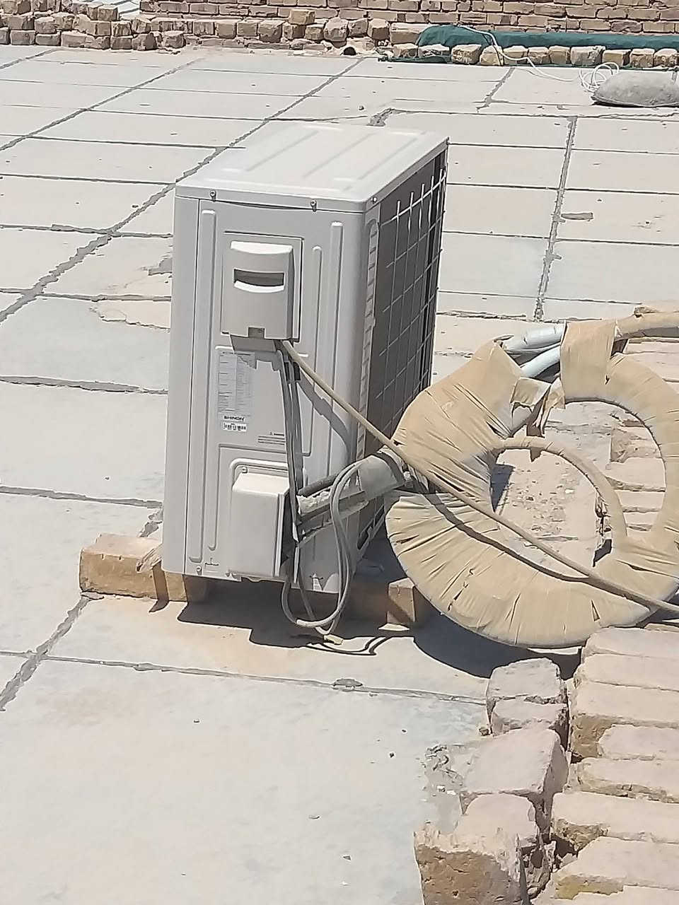 سلام عليكم هذني ٣ للبيع كلهن شغالت عل الفحص كلهن ب ٧٥ مال واحد متوزي
@إشارة @إشارة ***********
