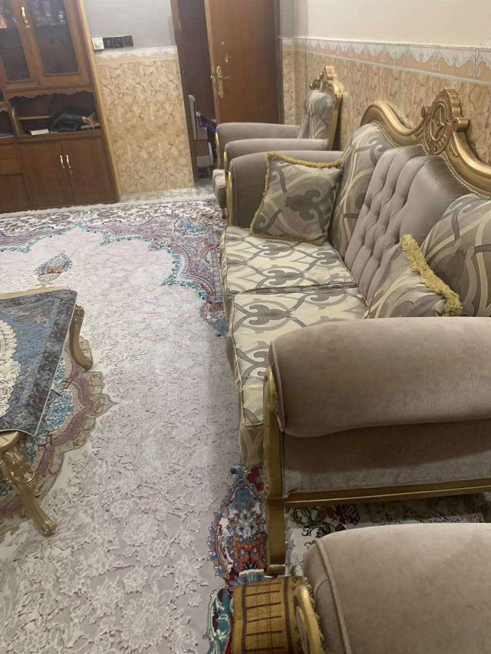 سلام عليكم للبيع تخم ملكي ب400 ويا طبلات وميز طعام مرمري مينشال سعره ماخذي ب900 ب200 ابيعه


**إذا كنت صاحب هذا الإعلان وتريد حذفه لأي سبب، رجاءا أرسل رسالة إلى الدعم الفني**