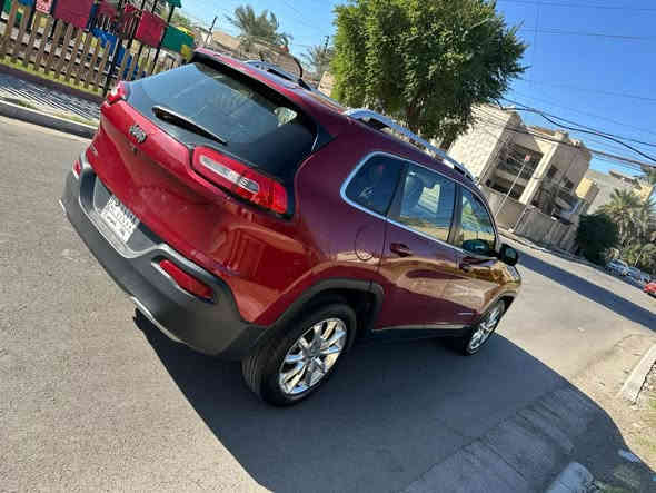 السلام عليكم 
جيب بزون للبيع موديل 2016

صبغ جاملغ والبنيد وشوية من الصندوك  بدون دواخل وبدون ايرباك

-بصمة تشغيل
-تشغيل عن بعد  
-بصمة ابواب 
-كشنات جلد تدفئة وتبريد 
-استيرن تدفئه
-تبريد قطعتين 
-سايد بريك بصمه  
-فتحة سقف بانوراما 
-صندوك كهرباء 
خرن ميموري كراسي                               
- شاشه كبيرة
- ⁠كاميرا دواره 
- ⁠حساسات  خلفيه
- ⁠رقم بغداد 
- ⁠السعر 105$ وبيها مجال بسيط 
- ⁠مكان السياره بغداد حي الجامعة  
-صور الحادث مرفقه مع المنشور

- ⁠- ⁠للاستفسار 
 ⁠***********
