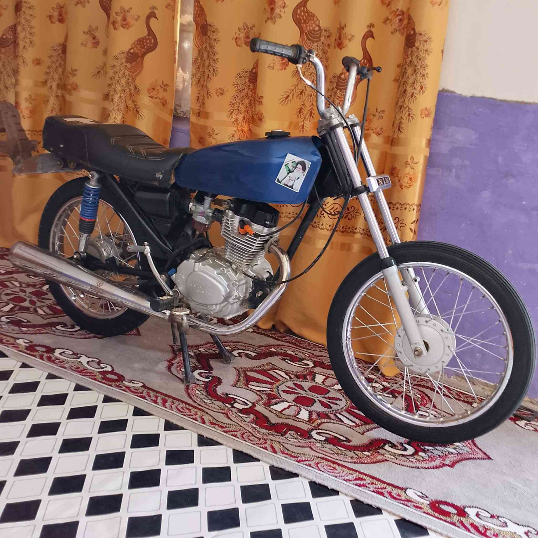 للبيع اربعه كير كلك كلك المكان غماس ***********
