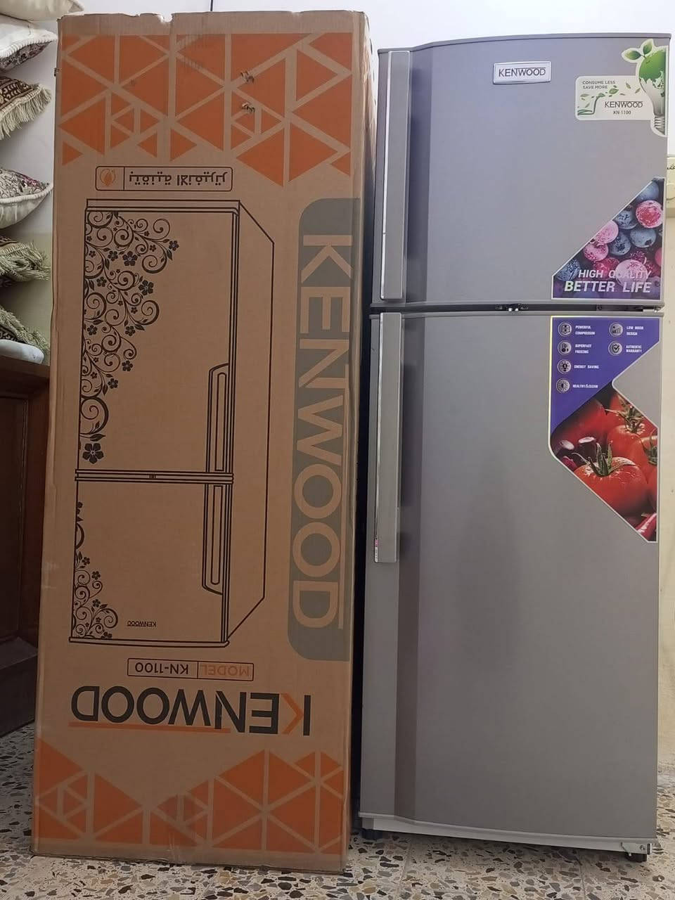 ثلاجة وسط للبيع مستخدم شي قليل جدا السعر 175 وبيها مجال المكان التأميم القادسية الثانية للتواصل واتساب ***********
