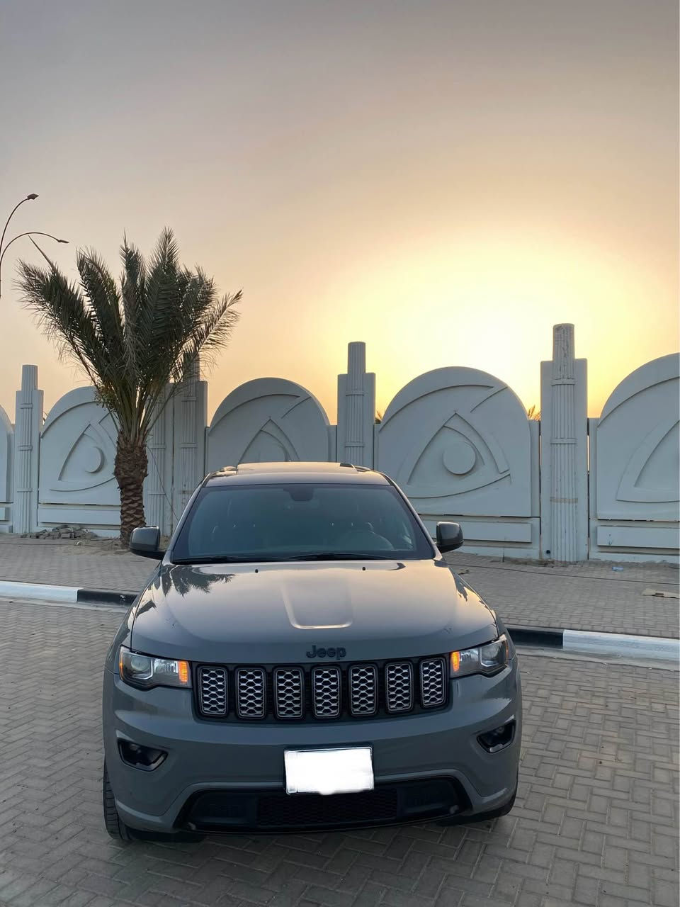 - ﻿جيب كراند شيروكي (بلاك توب) 2020
- ﻿ماشية 47.500mi  
- ﻿بصمة و بصمة ابواب
- ﻿دفع رباعي 4*4
- ﻿تشغيل عن بعد
- ﻿اوتو هولد
- ﻿رادار امامي تحديد مسار
- ﻿فتحة سقف
- ﻿رادار خلفي
- ﻿رادار جانبي
- ﻿نقاط عمياء
- ﻿﻿حساسات خلفي
- ﻿اوتو ستوب
- ﻿﻿كشنات جلد وشامواه
- ﻿تدفئة كشنات
(Apple car play +Usp+Aux) شاشة كبيرة و-
- ﻿نظام GPS (بوصله)
- ﻿كامرة خلفية
- ﻿﻿تبريد قطعتين + تبريد منفصل شاشة
- ﻿﻿وبيها بعد مواصفات
الضرر :-
السياره كفاله بيه صبغ شبر بالجاملغ الايسر فقط بدون حادث البصرة, العراق


**إذا كنت صاحب هذا الإعلان وتريد حذفه لأي سبب، رجاءا أرسل رسالة إلى الدعم الفني**