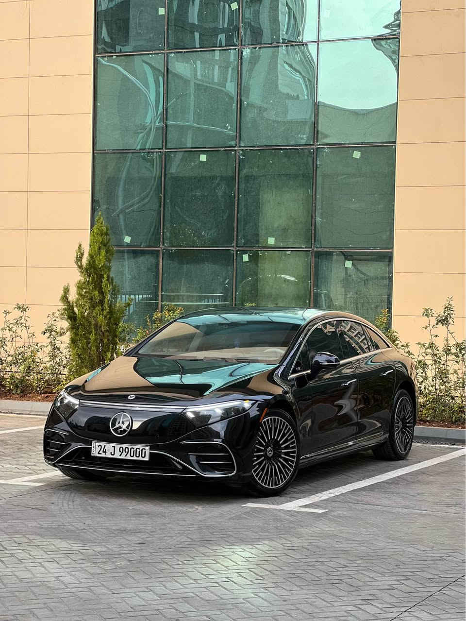 الفئة: Plus 450
اللوحة: دهۆك، خصوصي
اللون: أسود
مادة المقعد: شامواه/جلد
عدد المقاعد: 5
الهاتف: ***********

مواصفات:
سقف بانورامي
كاميرا 360
تدفئة المقاعد
تبريد المقاعد
بصمة
شاشة
مراقبة النقطة العمياء
نظام فرملة الطوارئ
التحكم التلقائي في درجة الحرارة
إضاءة محيطية
المصابيح الأمامية ليد
مقاعد كهربائية
فرامل الوقوف الإلكتروني
أندرويد أوتو
أبل كاربلاي
تحذير مغادرة المسار
وضع القيادة
مثبت السرعة التكيفي
تحذير من الاصطدام الأمامي أربيل, العراق
