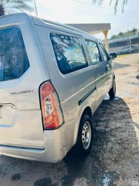 شباب للبيع ليفان 2013 مزاد وزارة الداخلية 10 راكب كير عادي ع وضع الشرك...