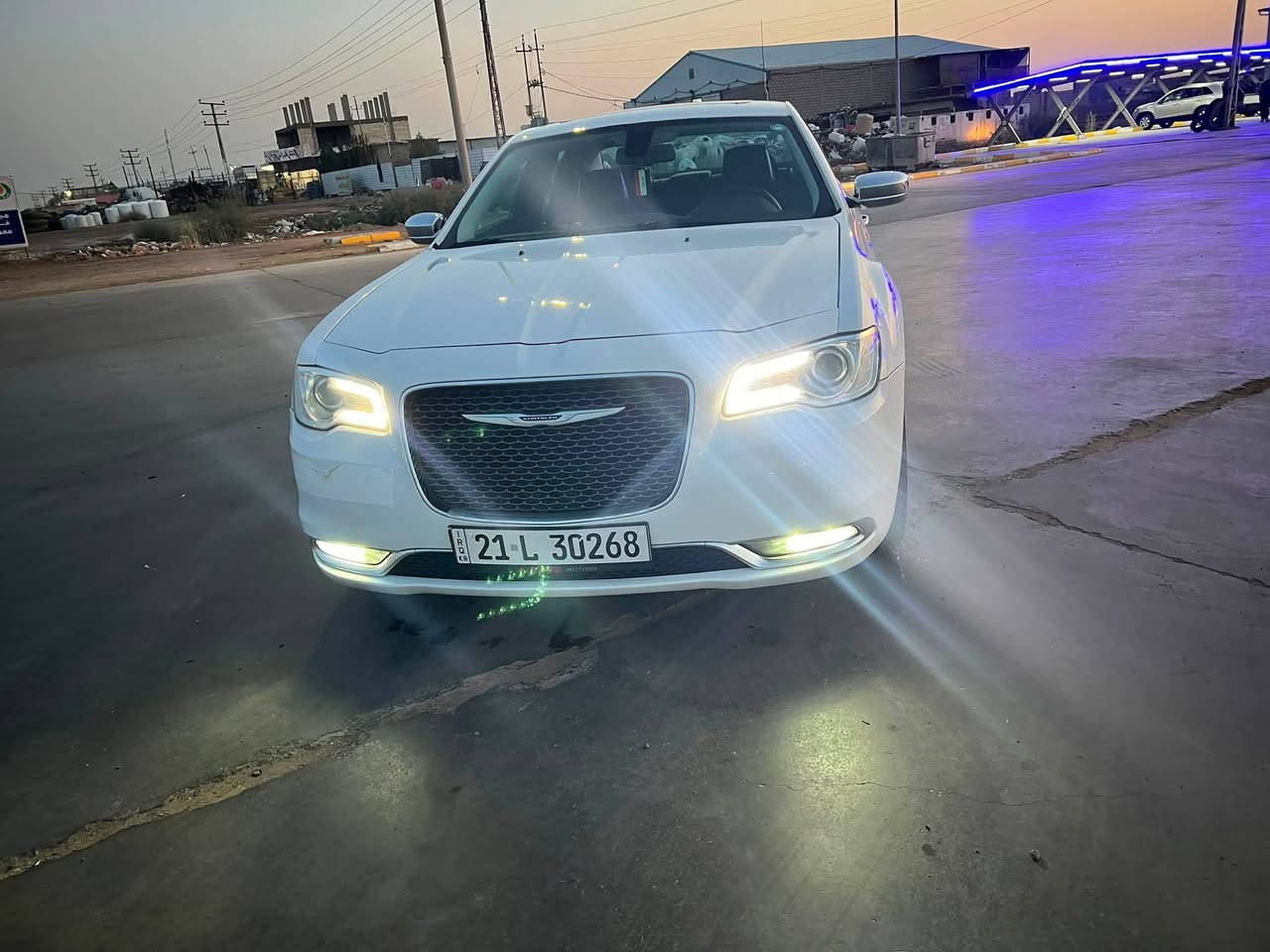 للبيع اوباما 2020 كلين  محرك 3600 بانوراما كشتات تدفئة تبريد خزن ميموري ويل مكسيكي اصلي بيها فقط بارد قبق الجنطة على كد شبر وكارت فئة C300  السيارة جديدة من كل النواحي السعر 293$  بيها مجال العنوان بغداد 
***********
