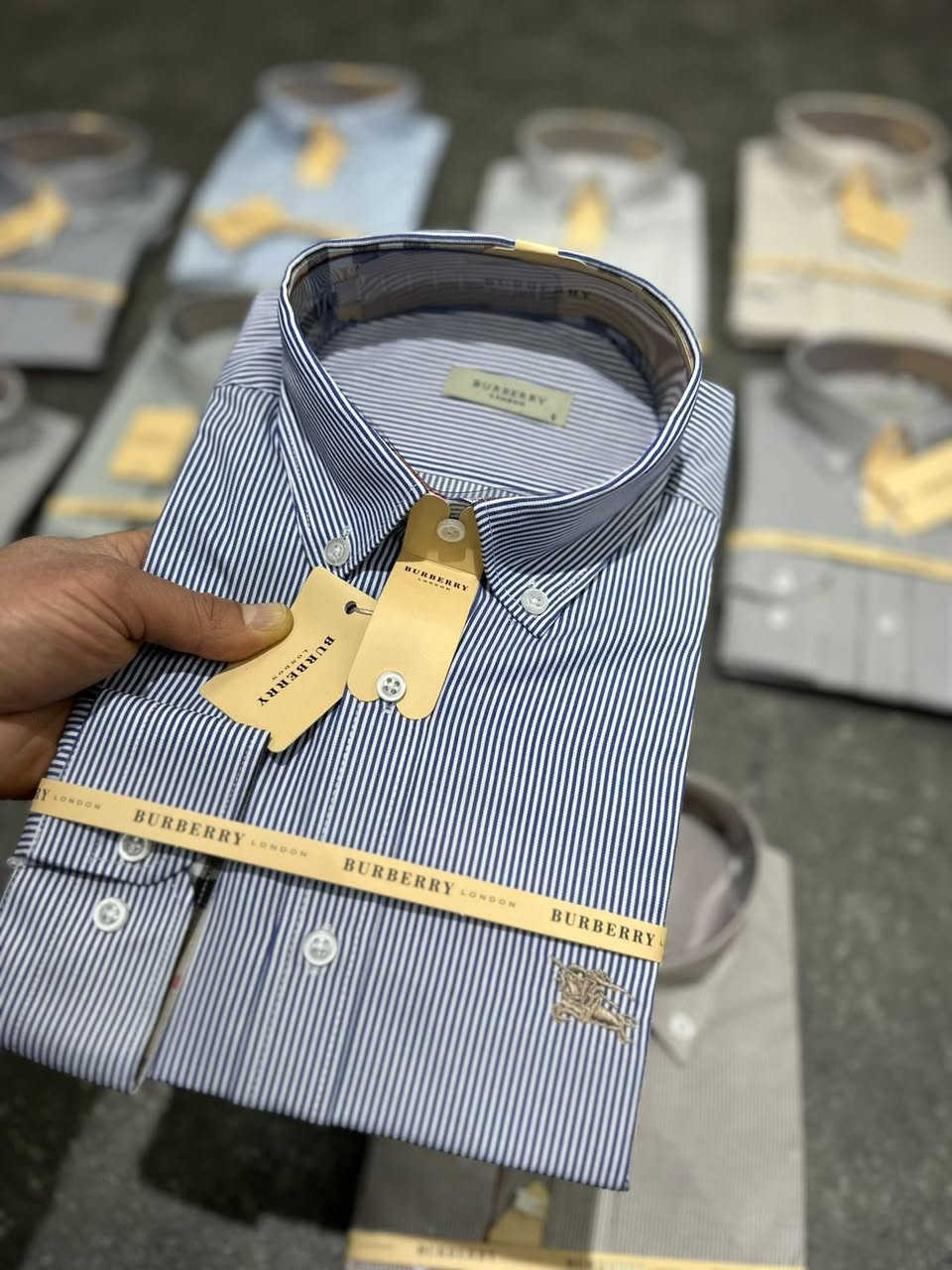 ماستر 💯 بهاري
S_XXL
$7:50

BURBERRY,
GANT,
TOMMY..


**إذا كنت صاحب هذا الإعلان وتريد حذفه لأي سبب، رجاءا أرسل رسالة إلى الدعم الفني**