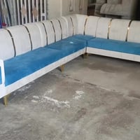 ديوان ١٠مقاعد • مستعمل • شارع المول