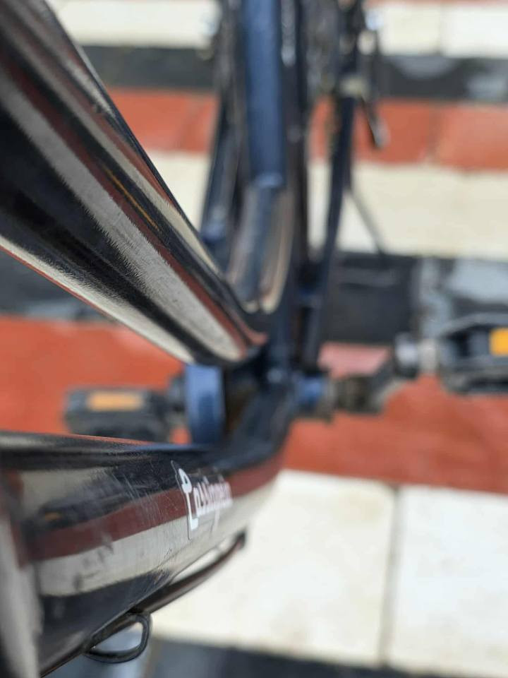 سلام عليكم بيسكل للبيع ب 100وبي مجال بيسكل جديد كفاله بي شخوط قليله مال حاويه مديل 2017مكاني ناصريه قرب سجن الصلاحي


**إذا كنت صاحب هذا الإعلان وتريد حذفه لأي سبب، رجاءا أرسل رسالة إلى الدعم الفني**