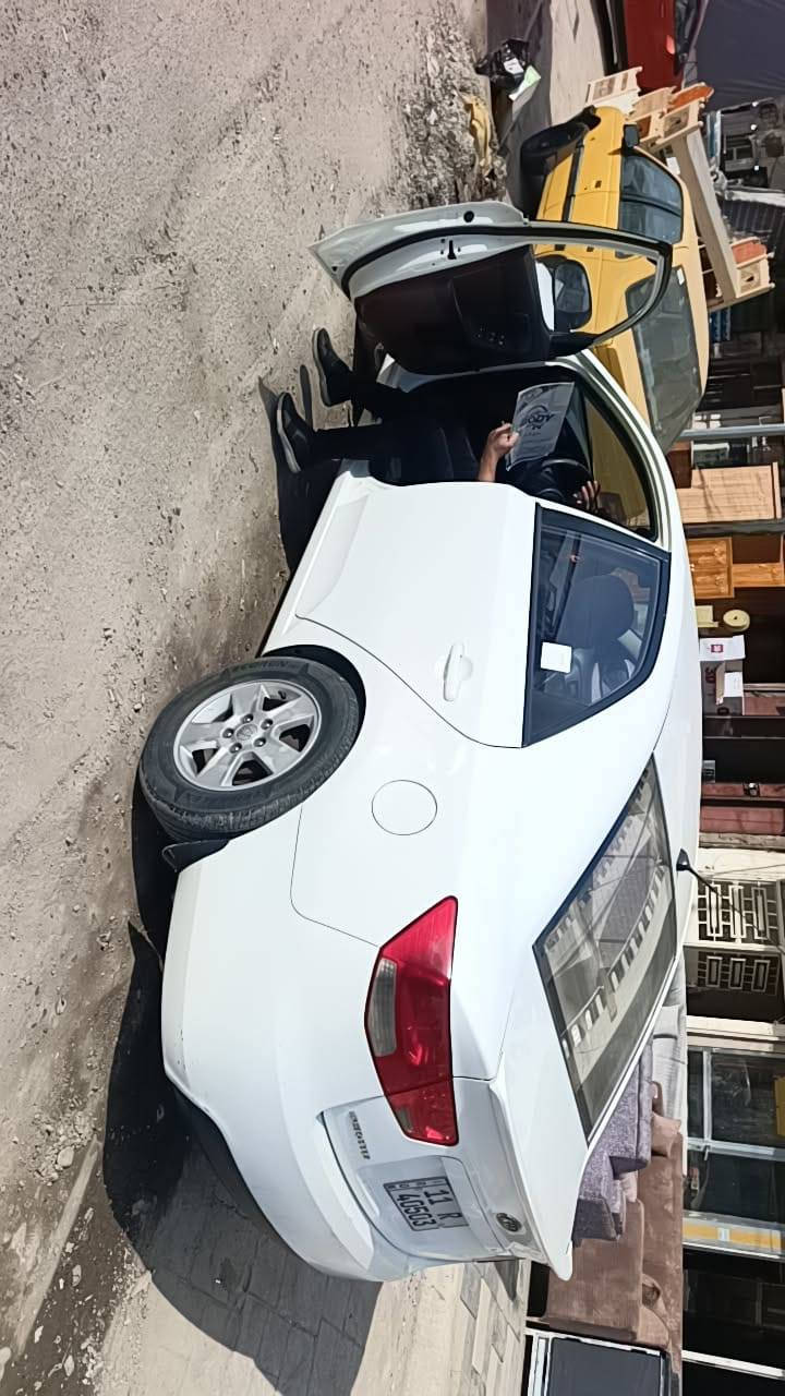 السلام عليكم سيراتو ٢٠١٣ وارد خليجي ١٦٠٠محرك رقم جديد بغداد السعر ١١٢وبيها مجال بغداد الشعب قرب سوق شلال رقم ***********
