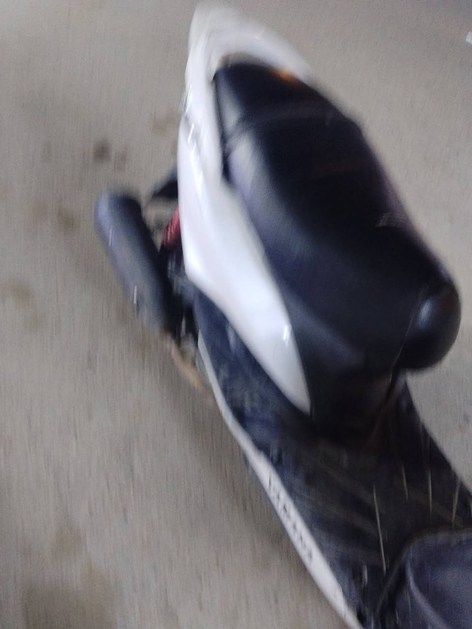 السلام عليكم دراجه كامله مابيه كل نقص كهربائيات كلهه شغاله خير من الله


**إذا كنت صاحب هذا الإعلان وتريد حذفه لأي سبب، رجاءا أرسل رسالة إلى الدعم الفني**