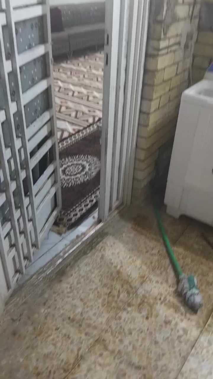 بيت للبيع بزعفرانيه شارع الجاواهري سند 25 طابو زراعي مساحه150 قرب تبليلط
***********
