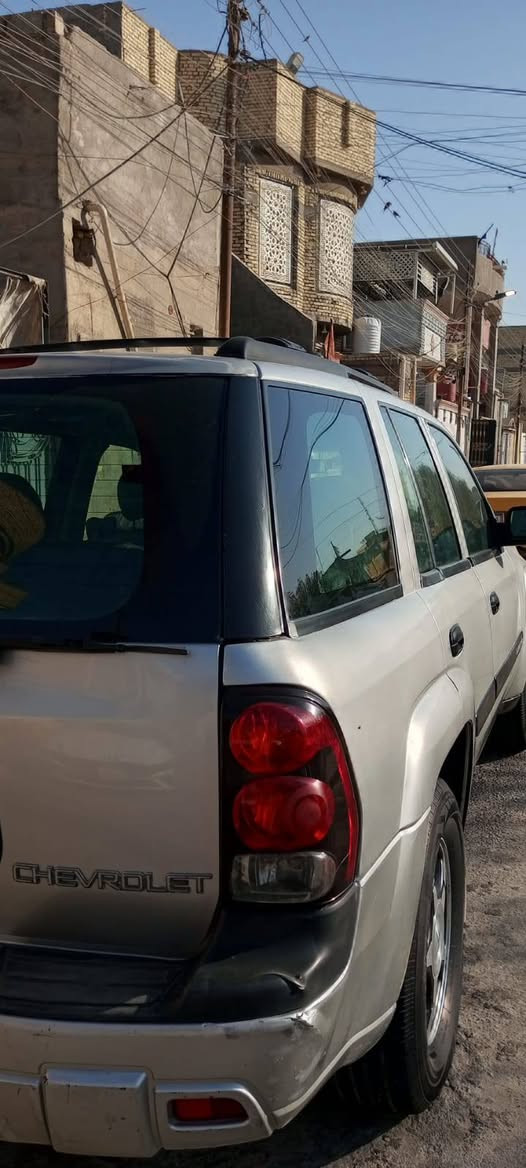 سيارة لبيع بلازر 2004 مكينه وكير 3000 سيار بسمي رقم بصرة رقم نكليزي ***********
