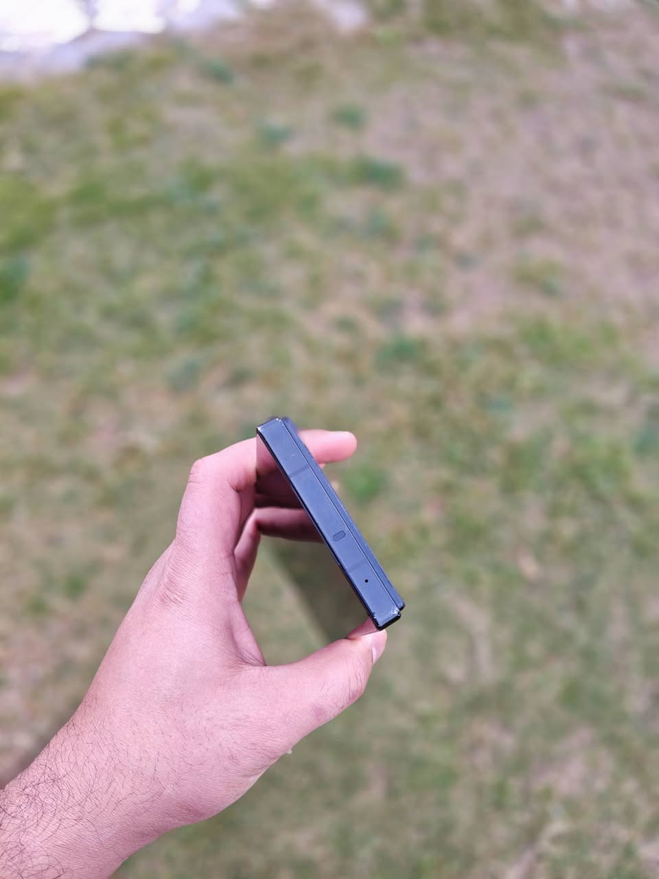 سلام عليكم
للبيع نوبيا Z60 Ultra
الشاشة: بقياس 6.8  - 120 هرتز - AMOLED
الذاكرة: 512/16
الكاميرا: 50 + 64 + 50
 المعالج: Snapdragon 8 Gen 3 ببجي 120 فريم البطارية: 6000 - 80 واط
الجهاز مكفول من الفتح وبدون اي خلل 
نظافته 90% تقريبا وموضحه بالصور 
بدون ملحقات فقط جهاز 
سعره 550 وبي مجال قليل 
مكاني نجف توصيل متوفر 
***********
