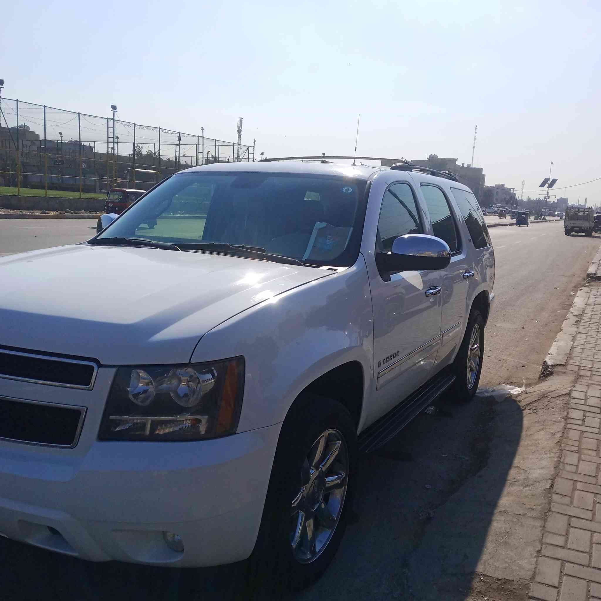 السلام عليكم
تاهو موديل 2010
فول مواصفات رقم كركوك تحويل ثاني يوم 
الشراي يتصل ***********
