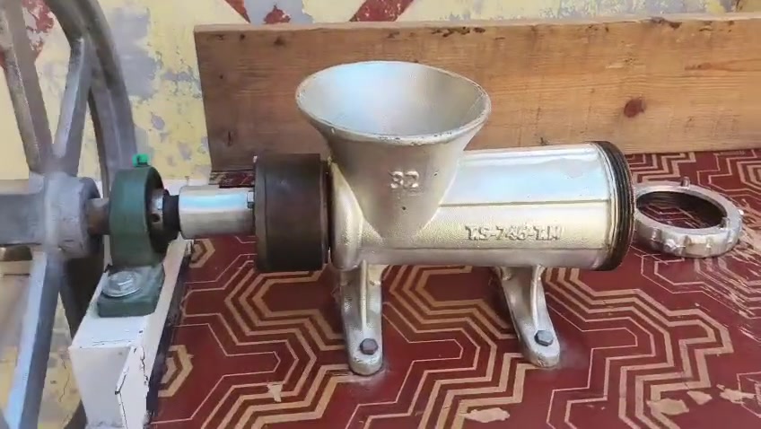 مثرامه حجم ٣٢ مستخدمه فقط أسبوع سعرها ٤٠٠ ألف شرط الفحص ***********
