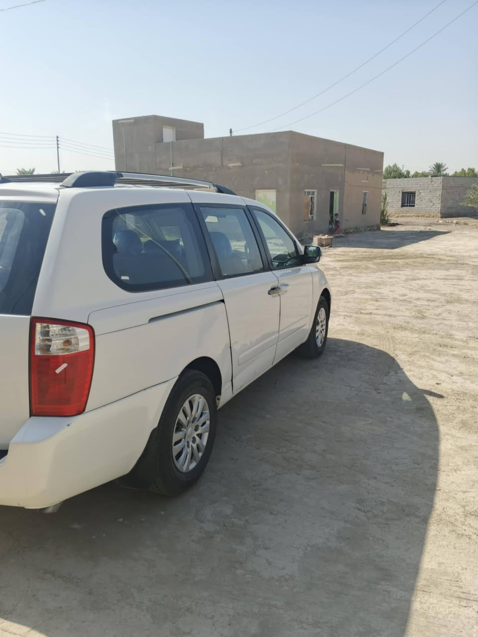 سلام عليكم
كيا كرنفال خليجي 2012 اجره بسمي بيه منظومة غاز السعر 150 وبيه مجال بسيط  الاستفسار ***********
