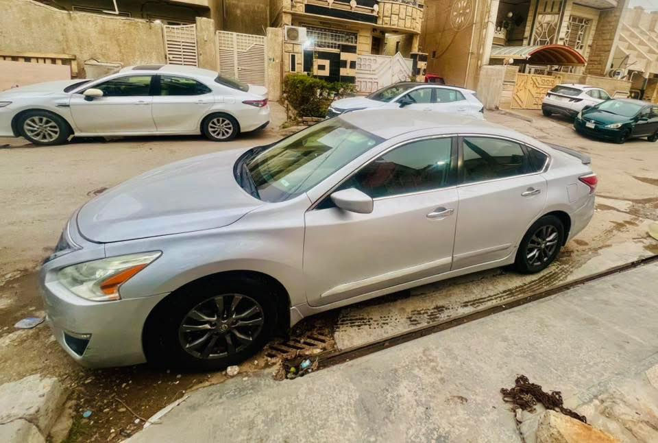 نيسان التما موديل 2015 
لون سلفري .
السياره نظيفة جدا ماعدا بيها 3 قطع صبغ جرد بس.
رقمها جديد  اربيل وهزتها موجوده .
السعر 105$ وبيها مجال 
للاستفسار التواصل واتساب ***********
