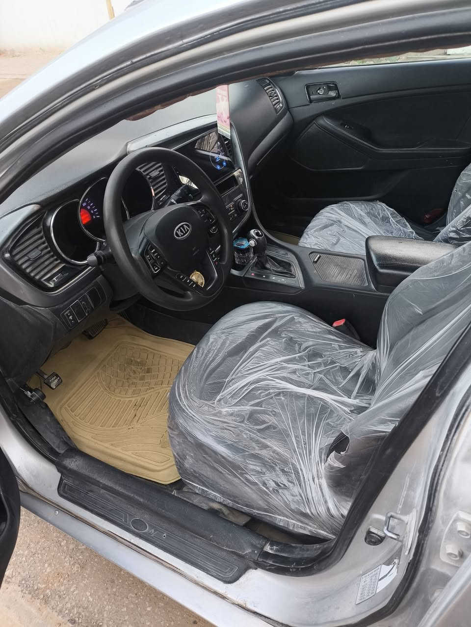 سلام عليكم سياره اوبتما مديل 2013 سياره بيه كصه قماره وصبغ عام مكفولات شواصي سعره 83 تريد وكاله دريد مداور مكان سياره نجف حي ميسان قرب مول جوهره العرب رقم ***********
