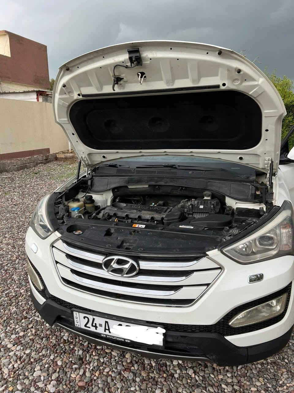 سيارة هيونداي سنتافي موديل 2014 محرك  مال كصة 4 سلندر 2400 الكير والمحرك شرط الفحص  وصبغ مابيها مثل ما موجود في ورقة الفحص  و كهربائيات كلها شغالة تحكم استيرن ومرايات كهربائي و هزه جديدة وسنوية جديدة 
سيارة بأسمي تحويل ثاني يوم تحويل.
لاستفسار ***********
مكاني برطلة
