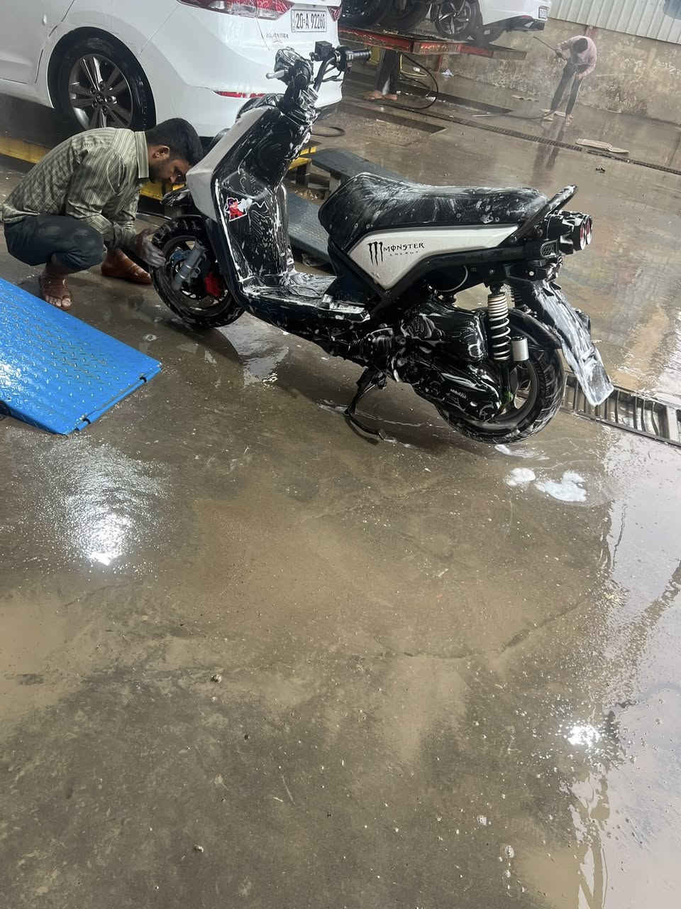 سلام عليكم سكنس جبلي موديل 2010 مختمه من الويل للمكينه ختم واحد معروضه الدراجه بسعرر 100'1 مكاني ديالى بعقوبه مجمع نوروز السكني مقابل حي المعلمين اي استفسار تعال خاص ودلل والموشراي ليكسرر بالسعرر .


**إذا كنت صاحب هذا الإعلان وتريد حذفه لأي سبب، رجاءا أرسل رسالة إلى الدعم الفني**