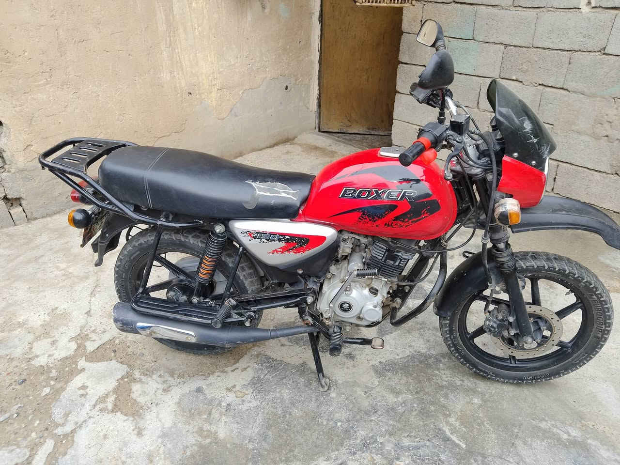 سلام عليكم بوكسر 22 مجفت البيع مكان بغداد  سعر مليونين الدراجه بسمي  ***********3
