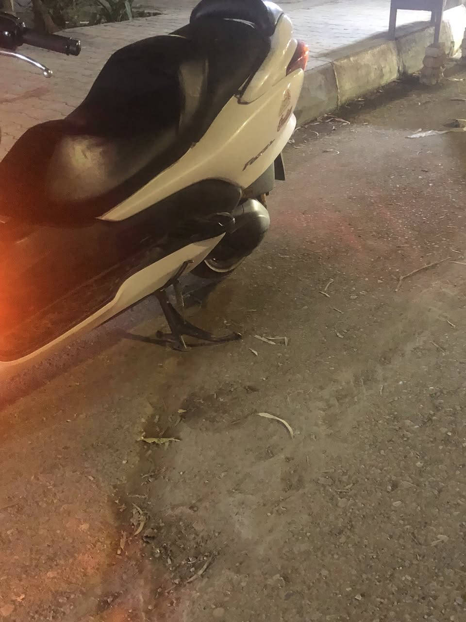 صفر 8فول كامله من كلشي مكينه وكير وكهرباء كله شغاله جديده ب10مستعجل على بيعته ***********
