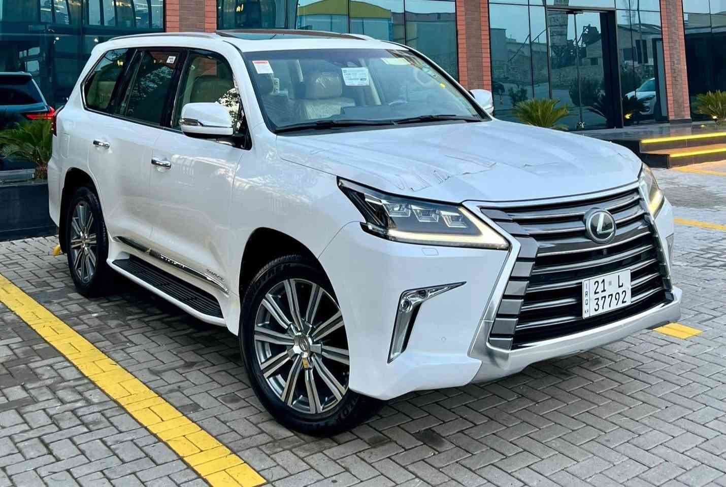 لكزس LX570 بريم موديل 2017 مكفولة كفالة عامة من الدعامية الى الدعامية بدون صبغ بدون بارد بدون رصعات بدون حتى شخط باقي السيارة كلها بشرط الفحص

💎 ســعــر ✅ ::  الــرد تلقائي📮

الداخلية
داخل بيجي
بصمتين
سماعة بيا موجودة
عرضيات موجودة
كامل اغراض الشركة موجودة
المواصفات
فول فول مواصفات
تشغيل وبصمة
نظام مانع الانزلاق
كشن جلد مع هيتر
راس DVD
كاميرات
ثلاجة
زينون
جلد جاف
تدفئة وشفط
تبريد خزانة
نظام ايكو
نظام سبورت
حساسات خلفية
مرايات كهرباء
فتحة سقف
باب خلفي جك
رادار امامي

الضمان
محرك وكير بشرط مامفتوح
تفاصيل اضافية
السيارة على بلاد لوك
سنوية زنكة جديدة مدفوعة لغاية 2028
السنوية باسمي شرط تحويل وخرامة
السيارة بدون اي صرف نهائيا
نظافة 100 بالمية
سيرفس كامل بدون نقص
4 اطارات جديدة

رقم صاحب السيارة 
***********
