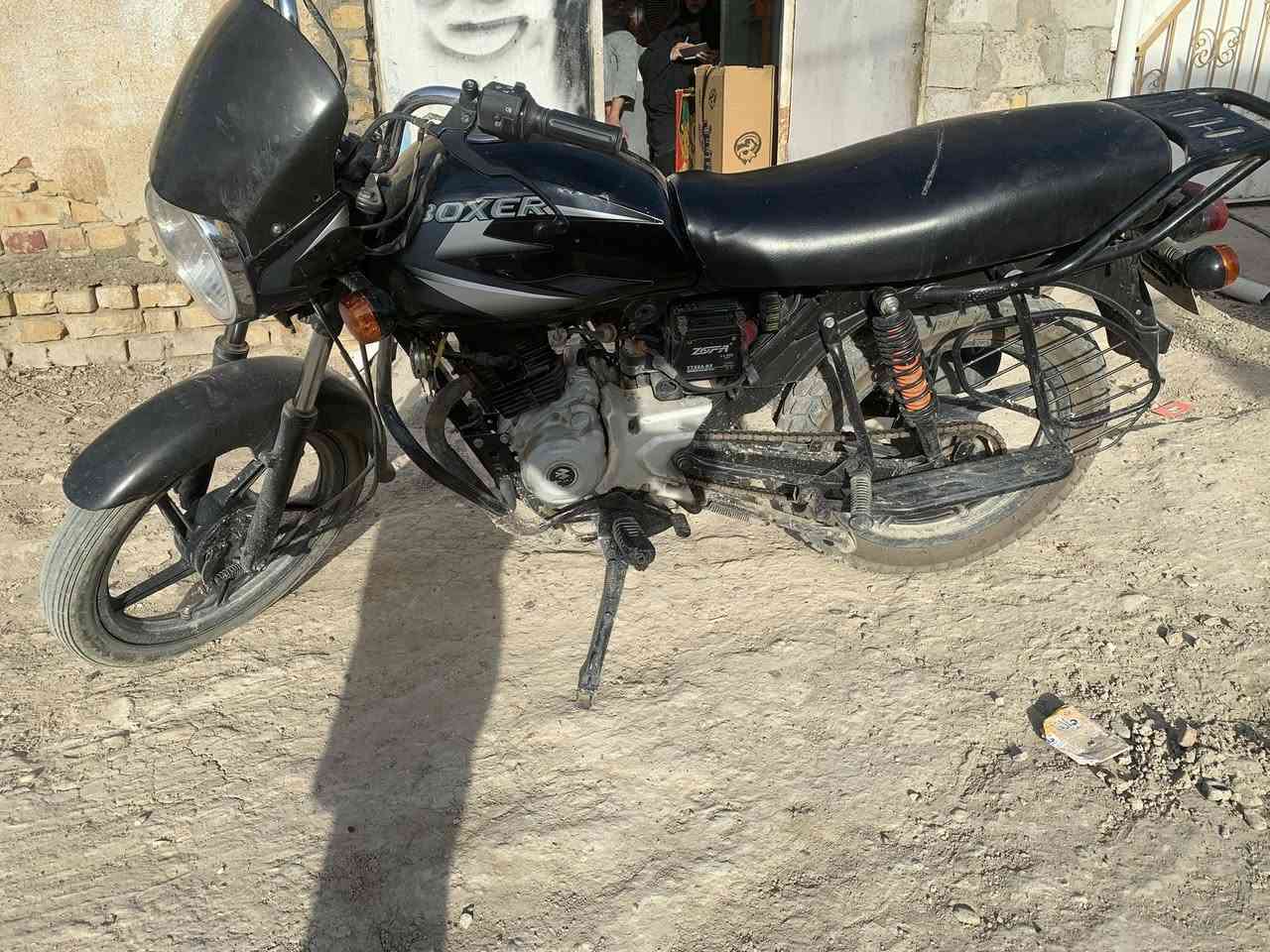 ***********السلام عليكم بوكسر للبيع مديل 2022 مرقم بغداد مكينه مجفته جديد سعر 1600 او بيها مجال حك الجيه

