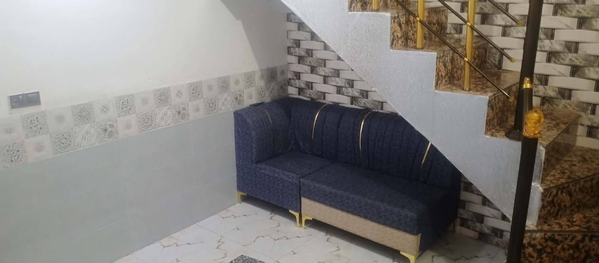 بيت مساحه 50متر بناء بلوك صب كونكريت مسلح بناء درجه اوله داخل مجمع انوار كربلاء قرب صطرت البراهميه  طابو سند 25 السعر بلاش بلاش الله يديمك يارخص السعر 38 مليون التصال *********** @إشارة
