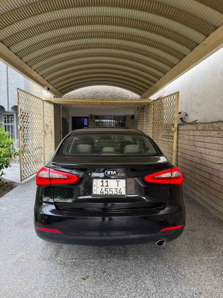 للبيع

Kia Cerato موديل 2016 – فول مواصفات

 • محرك 1600cc اقتصادي

 • كير أوتوماتيك 

 • فتحة سقف

 • تحكمات ستيرن

 • مرايا شفط كهرباء

 • حساسات أمامي وخلفي

 • LED أمامي وخلفي

 • شاشة صغيرة  + بلوتوث

 • كاميرا خلفية

 • كروز كنترول

 • وياله ألمنيوم وكالة

 • زجاج اوتوا + سنتر لوك

 • شفتات ستيرن 

الصبغ: فقط دعامية خلفية + قاعدة رقم الصندوق والباقي وكالة وصورة السونار مرفقة بالمنشور .

السيارة تفويلها فقط محسن مع صيانة دورية على جميع الفلاتر والزيوت  و بأسمنا ورقم انكليزي الجديد  ونظيفة جداً  وما تحتاج أي مصروف.

المحرك والكير والشاصي بحالة الوكالة .

السعر 128 وبيها مجال بسيط 

الموقع: (بغداد/حي البنوك )

 

*********** للأستفسار بغداد, العراق
