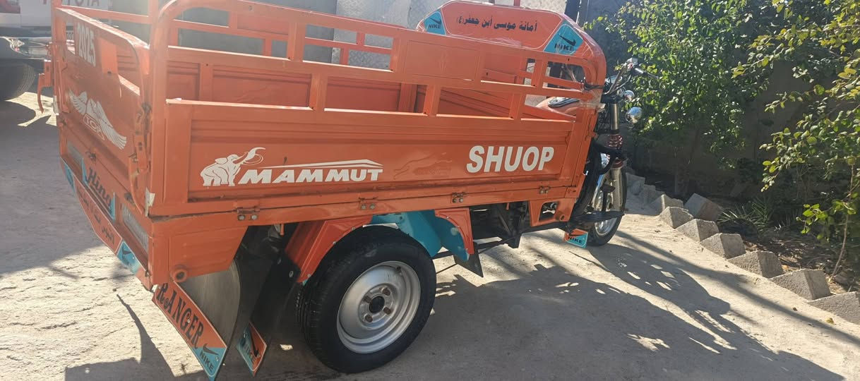 مرحبا شباب ستوته للبيع 2021 رقم وسنويه السعر اثنين وربع وليه مجال المكان البصره كرمه علي ***********
