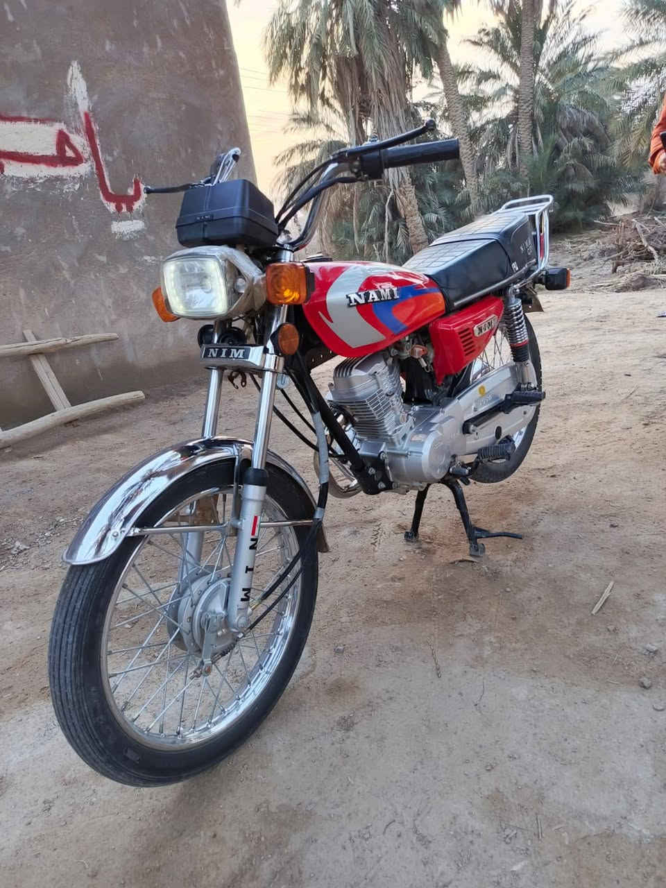 السلام عليكم دراجه للبيع نامه شبهه أصلي وراق سكنر مديل 25استخدام شخصي للاستفسار ***********6 مكان الدراجه الشطره
