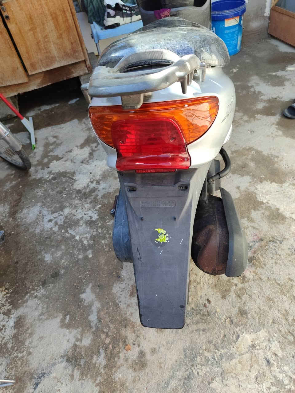 سلام عليكم درجة للبيع شراي خاص مستعجل على بيعتها صار لها يومين نازله للمعرض 0770348427ت


**إذا كنت صاحب هذا الإعلان وتريد حذفه لأي سبب، رجاءا أرسل رسالة إلى الدعم الفني**
