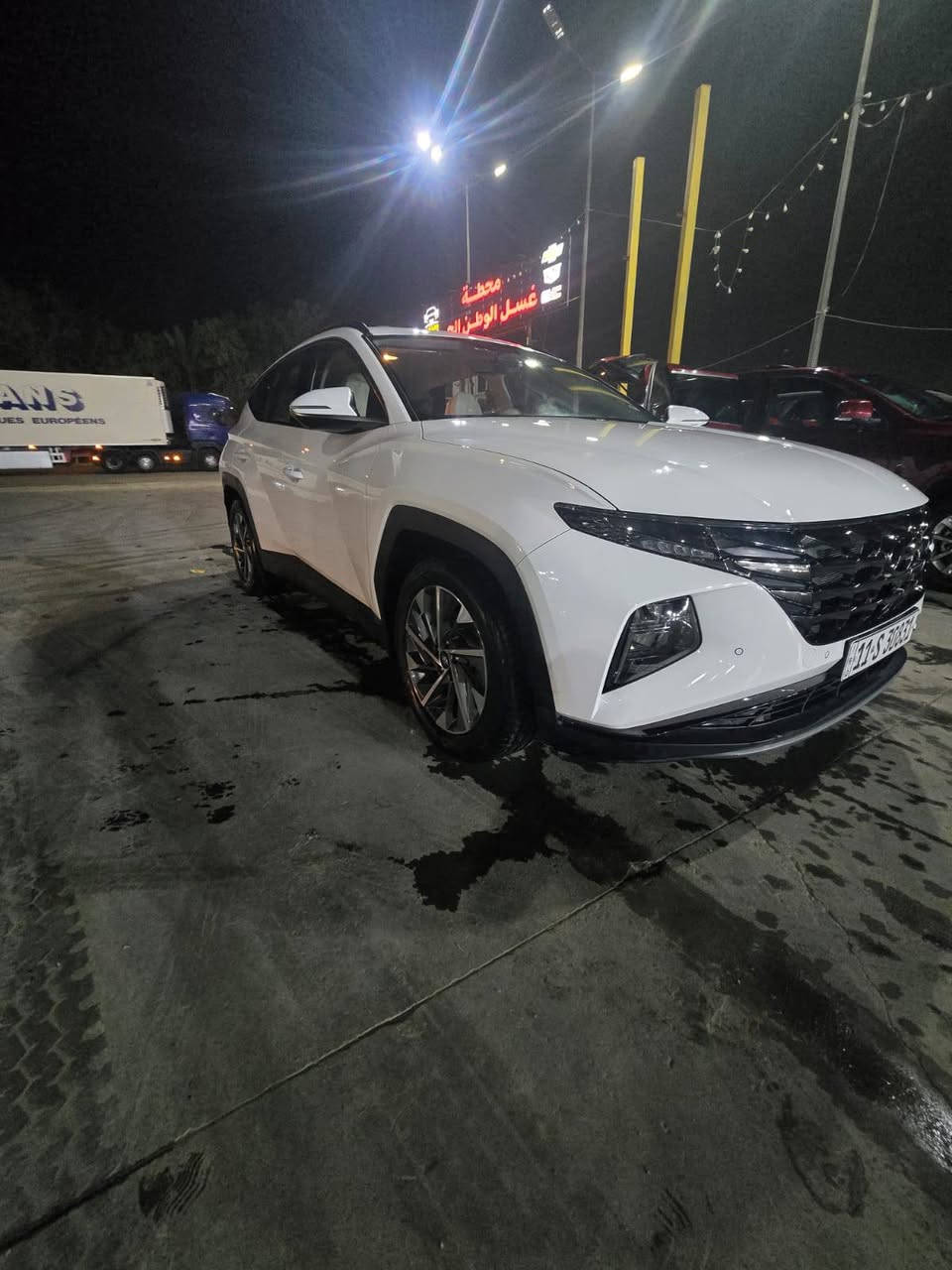 سلام عليكم 
توسان2023 ماشيه١٧الف 
رقم بغداد باسمي +هزه جديده 
فول مواصفات ماعدا مكفوله كفاله عامه 
عنوان سياره بغداد السعر ٢٢٠وبيها مجال رقم الهاتف ***********اتصال فقط
