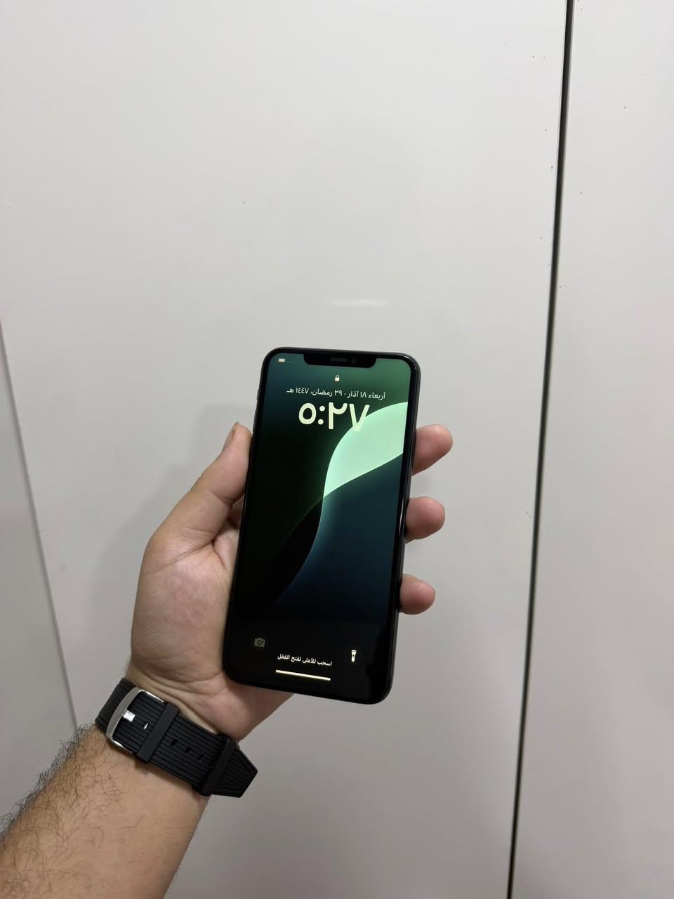 � للبيع – آيفون 11 برو ماكس
✨ الجهاز نظيف جداً (نظافة 100%)
📦 استعمال خفيف
💾 الذاكرة: 256GB
🌍 نسخة الشرق الأوسط
🛠️ الشاشة مستبدلة أصلية
💰 السعر:260 ألف
📍 العنوان: بغداد – البياع
🚚 يوجد توصيل 
📞 للاستفسار. وتساب 

***********
