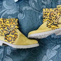 ملابس • قياس خاص • توصيل