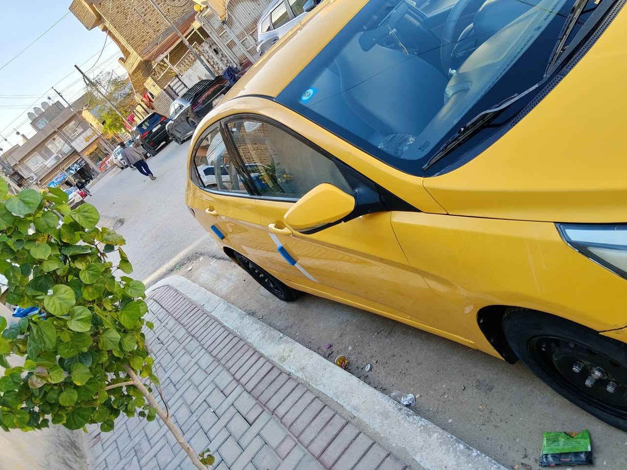 اكسنت خليجي موديل 2013 مكفوله من الضربه والتبديل والخياس والفتح باسمي رقم بغداد انكليزي داخله هزة صارله اقل الشهر مكينه كير مكفولات 1600 قطرتين تبريد تدفئه  كهربائيات كلها شغاله حداديه جديدة دواخل جدد السيارة كبل للشارع كامله ماتخسر عليها مكاني الديوانيه السعر 85   تفاصيل اكثر اتصل ***********
