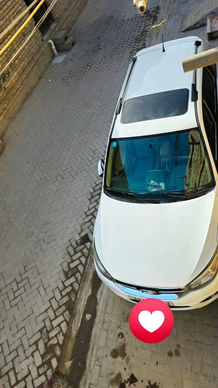 السلام عليكم ورحمة الله وبركاته للبيع تيكو3
2018 رقم بغداد انكليزي الجديد سنوية جديدة السيارة بسمي
 سيارةجاهزه  كير مكينه بلاد على وضع الشركه ماشيه السيارة 78 الف  كير أوتو ميكانيك مكينه ٢٠٠٠ صدر أمامي خلفي كله تمام  بيها بارد بجاملغ الامامي اثر طخة مال دراجة كشنات جلد بلادي تحكم ستيرن فتحه كهرباء شاشه كامره تبريد ثلج تدفئه مكان السياره بغداد المعامل
السعر 88
***********
