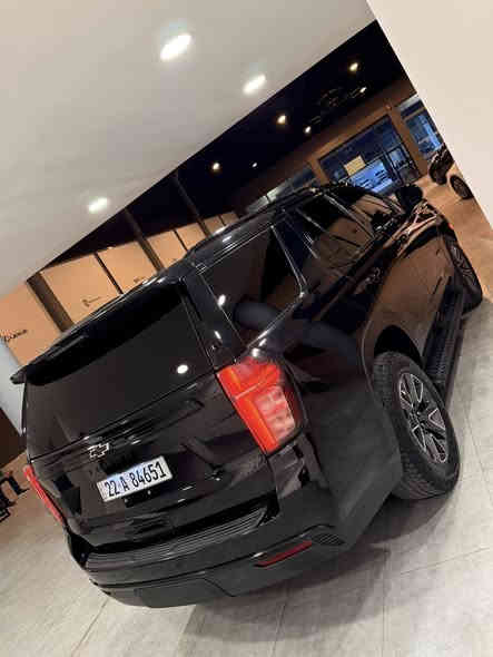تاهو 2023 Z71 امريكي
مواصفات 
شاشة جبير
عدادات ديجيتال
كشنات جلد
كشنات هيتر
داخل vip منفصل
4x4 دبل
قاصة
صندوق كهربائي 
صندوق جلاق 
فول فول عدة البنوراما

الضرر جاملغ خلفي صبغ فقط و صندوق تبديل شريكة نفس اللون بدون ارباك بدون داخل 
السيارة جاهزة من كلشي بس تشغل و تطلع 
سعر 440 ورقة و مجال
للاستفسار اكثر *********** 
متواجد واتساب فقط
