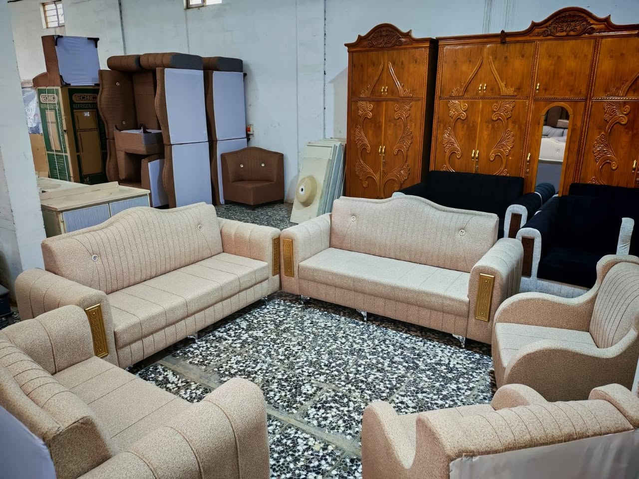 تخم ١٠ مقعد شغل مميز ثقيل بالوان متعددة اهلا بكم


**إذا كنت صاحب هذا الإعلان وتريد حذفه لأي سبب، رجاءا أرسل رسالة إلى الدعم الفني**