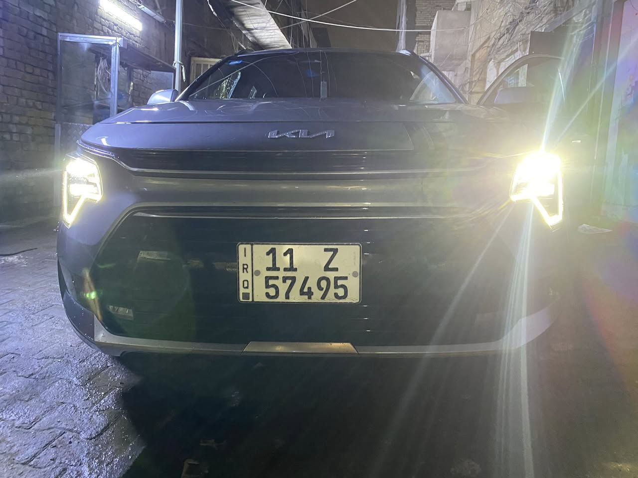 كيا  هايبرد  نيرو موديل 23 سياره جديده فول 1/1 ماشيه 30 مايل  ضرر جاملغ السايق فقط. رقم بغداد باسمنه صور حادث فحص سونر مرفق.  اريد مراوس 7 راكب. *********** وتساب مازنجر شغال العنده مراوس 7 راكب ايراسلني بس كون نظيف وضرر بسيط
