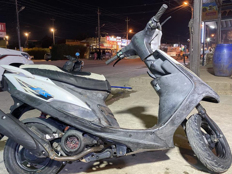 سلام عليكم عدلة للبيع
دراجة بلادية من طول للطول ختم واحد 
شلعة معدل تخبل 
 سلف هندر 
كهربائيات شغالة شلع 
مكينه خرسة 
دراجة مبدل ولفات بس 
 دراجة كله بلاد بس صالنصة وسلف رياضي 
كامله مكمله نقص استاند تعليك 
دراجة مناقصة شي سلف هندر انكر سلف واطلع  من طول للطول ملاح 
550  

واتساب *********** 
اتصال ‭٠٧٨٧ ١١٨ ٠٣٧٠‬
