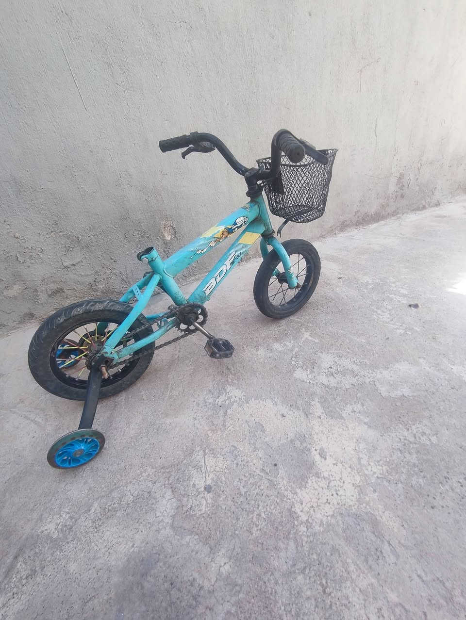 بايسكل اطفال
حجم 16 
السعر 30
للاستفيار ***********
