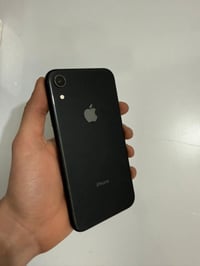 ايفون XR ٦٤ • بطاريه ١٠٠٪ • حله مركز