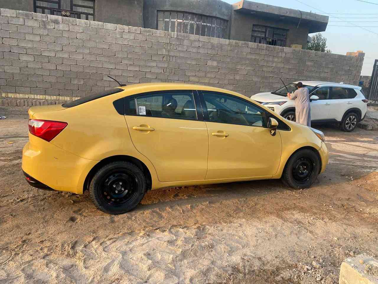 السلام عليكم
ريو وارد امريكي السعر ٧٣ بي مجال
ليبل واحد فقط بنيد مبدل بدون دواخل
مكينه ١٦٠٠
رقم بغداد انكليزي بااسمي سنويه بنهايه ٢٨
هيئه وغرامات مصفره
گير اوتو جام اوتو
ماشيه ١٨٧
مكاني فلوجه *********** اتصال فقط
