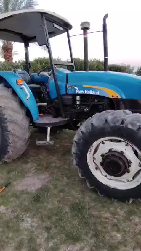 سلام عليكم ساحبه نيوهولند للبيع موديل 12 مكفوله كفاله گير محرك اكسل گشر كله جديد شرط اتريد بس وحدها اتريد وياها معداتها كامله بأسمي تحويل مباشر العنوان بابل(الحمزه الغرابي)قرب شركة الاتحاد الاستفسار على الرقم /***********
