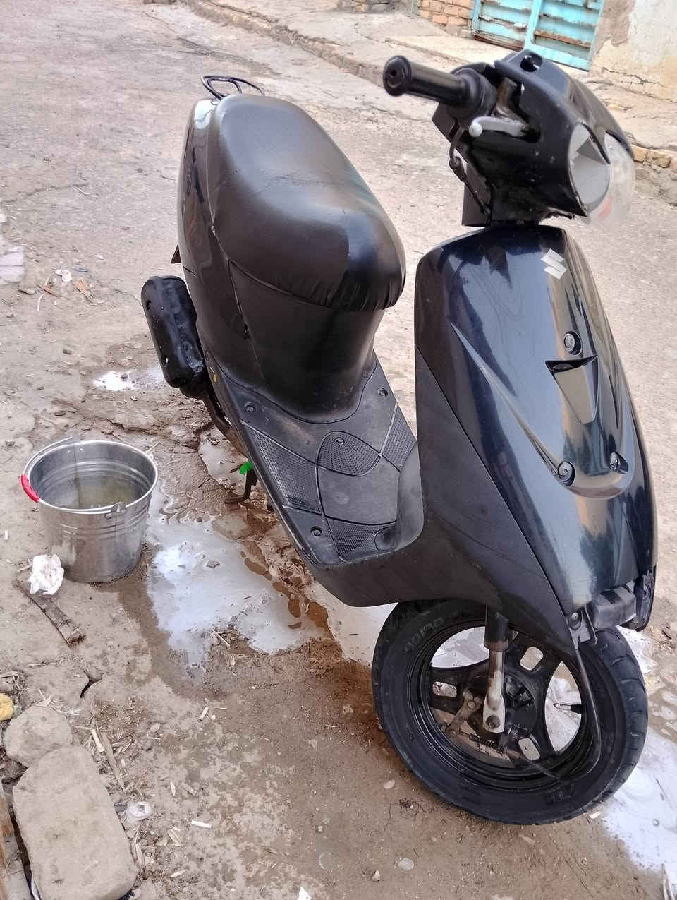 سلام وعليكم دراجه للبيع مفتوحه سعر 250وبيه مجال اوراق بأسمي رقم ستفسار ***********

