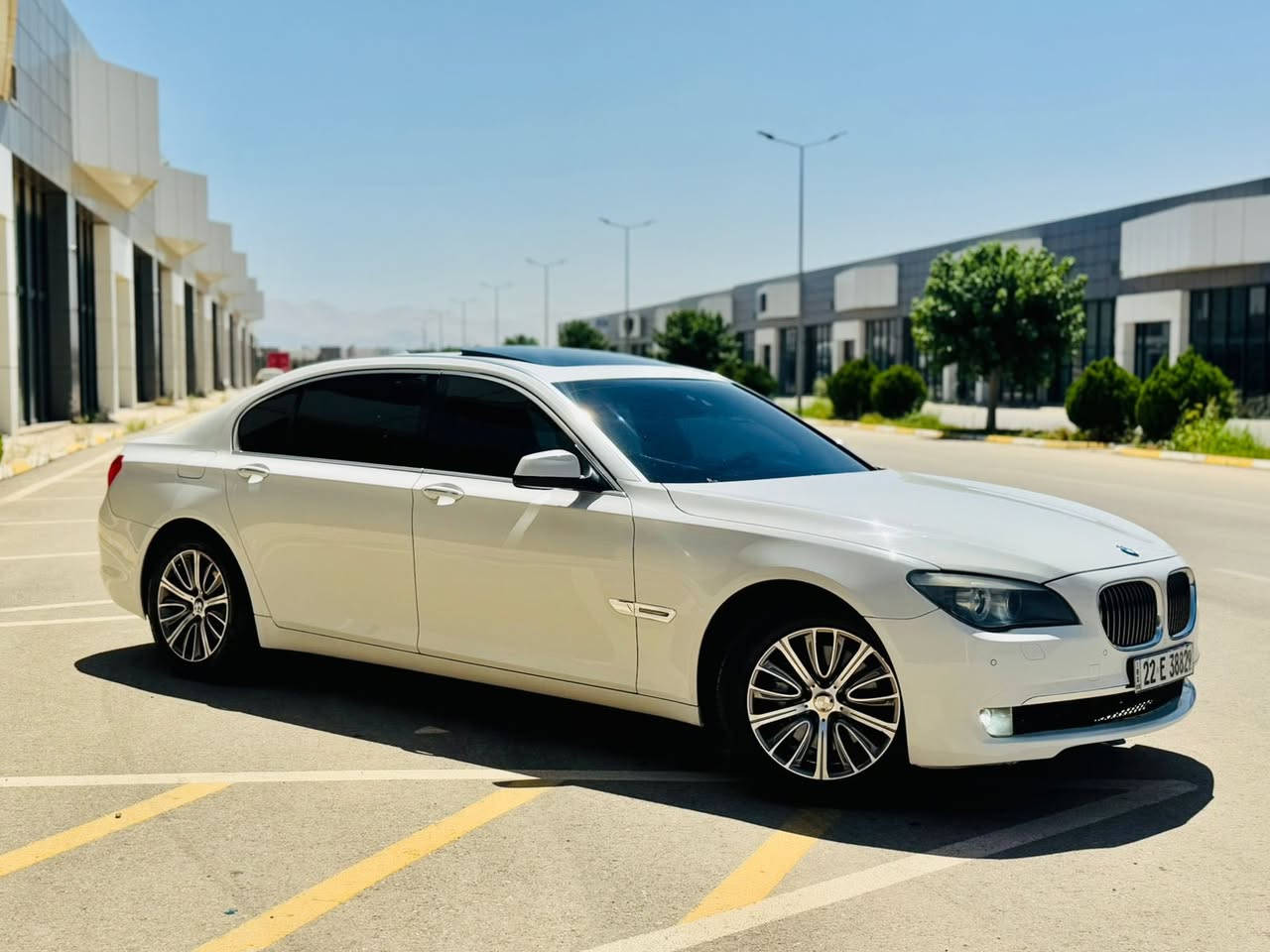 ﷽
BMW 730LI 2011
بيئيم مؤديل 2011 حجم 730LI فول مواصفات 🧿📦
مواصفات خليجى وكالة شريكة عروش
فول مواصفات باب طويل زمان دولي بنزين
-------------------------------------------
مكان🌆: سليماني                       سعر💵:176$🔐
تليفون📲:*********** /// ***********
-------------------------------------------
محرك سته سلندر بدون تيربؤ نوزل قصير محرك مرغوب
گير و محرك بشرط مامفتوح
بدون صوت و صرف و خلل بشرط فحص
-------------------------------------------
▫️سيارة مكفولة بدون صبوغ كلين
🔹بدون رصعات و بدون شخت
سيارة جديد جديد حيل حيلوة ماشالله 📦🧿
-------------------------------------------
مواصفات
{{ بصمة - سلايت - باب طويل - داخل بيجي - گير كوبرا  - خمس پردات  - كشنات جلد - كشنات كهربا - كشن و ستيرن خزن - سيدي بوكس - تبريد مركزي - مودي سپورت و سپورت پله س - ECO - فورميكا - بريك بصمة - AUTO HOLD - مراي شفت - بغاغ ماء - لايت ليد وزينون - حصاص امامي و خلفي - بعد هواي مواصفات }}
-------------------------------------------
اربع تاير و يل بيلادي جديد سيارة بدون مصروف
سيارة شرط بدون اى نواقص گير و محرك و حدادي و كاهرباى كل بشرط
سنوي و رقم و هزة جديد سنوي بأسمي تحويل غرامة بشرط
-------------------------------------------
