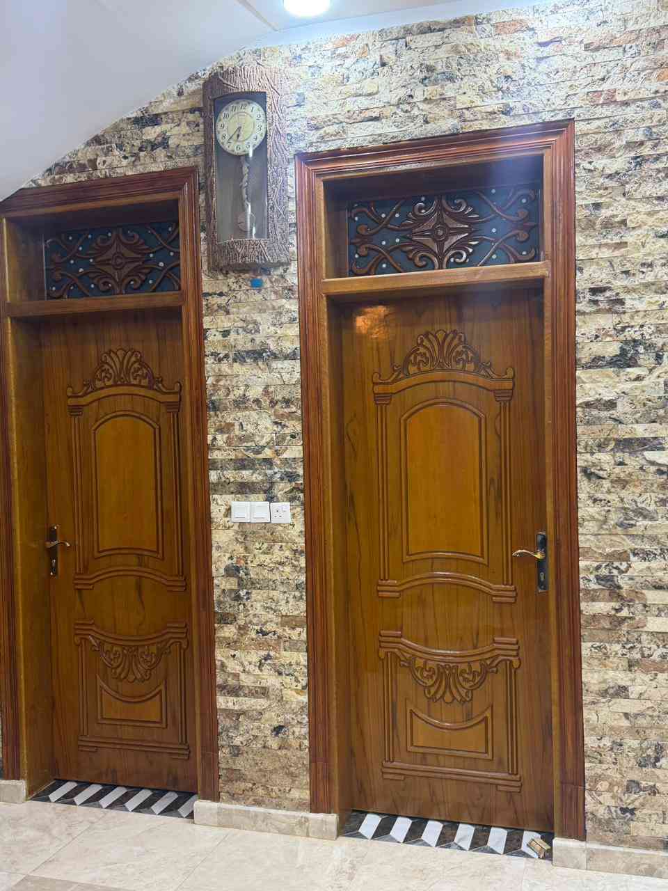 بيت البيع في صالحيه شارع العوربه مساحه 180متر
بيت بناء 2023طابقين ***********
