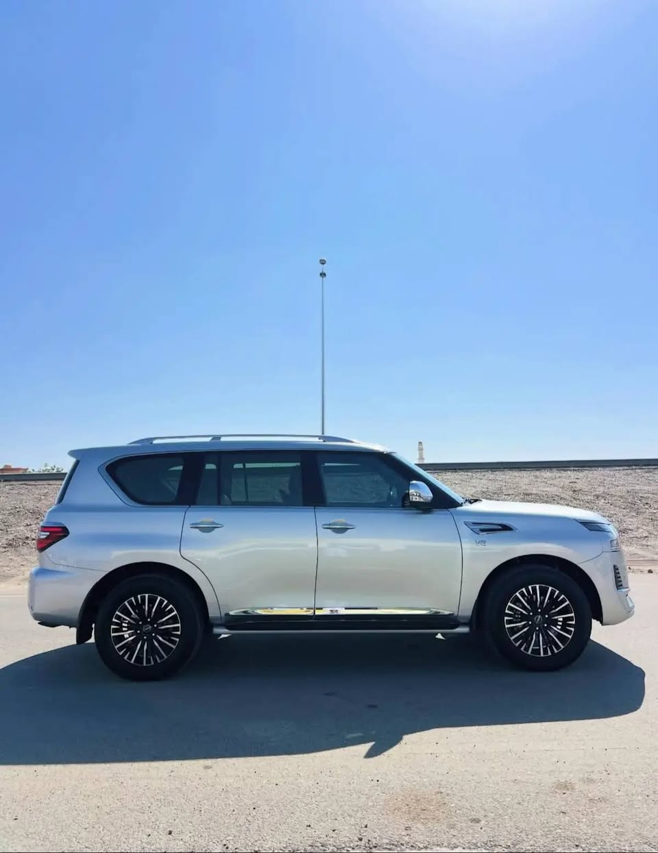 السلام عليكم نيسان 2022  فول مواصفات
سياره مكفوله كفاله عامه
محرك 8ستندر 5700
تخم تاير جديد
صدر خلفي وامامي جديد
كهربيات كله شغال
رقم ديالى بسمي
سنويه 29
عنوان بغداد
السعر (380وبيه مجال
الاستفسار تصال (***********)
